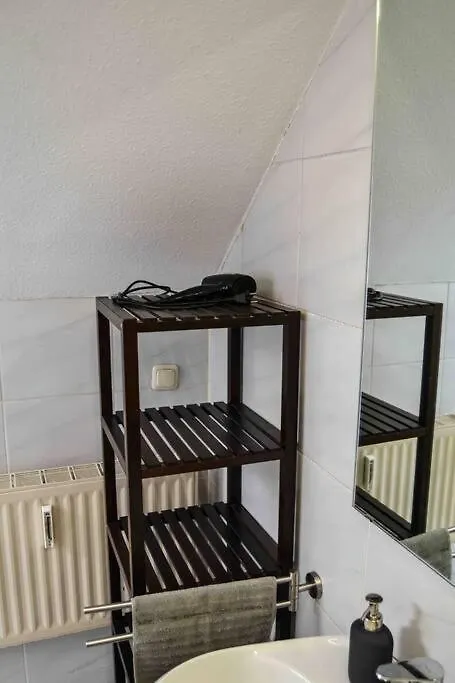 Schoene Dachgeschosswohnung Nahe Koeln Germany