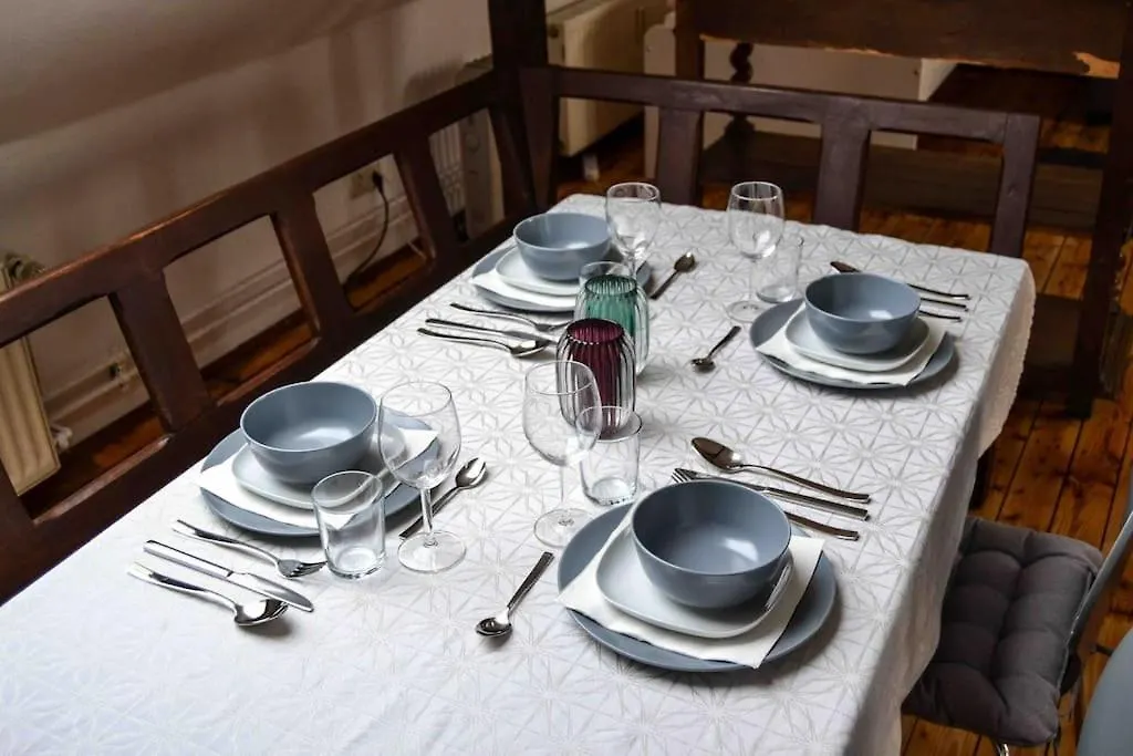 Schoene Dachgeschosswohnung Nahe Koeln Germany